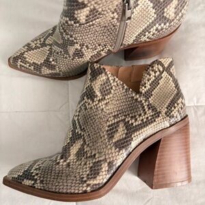 Chic Snake Print Ankle Booties